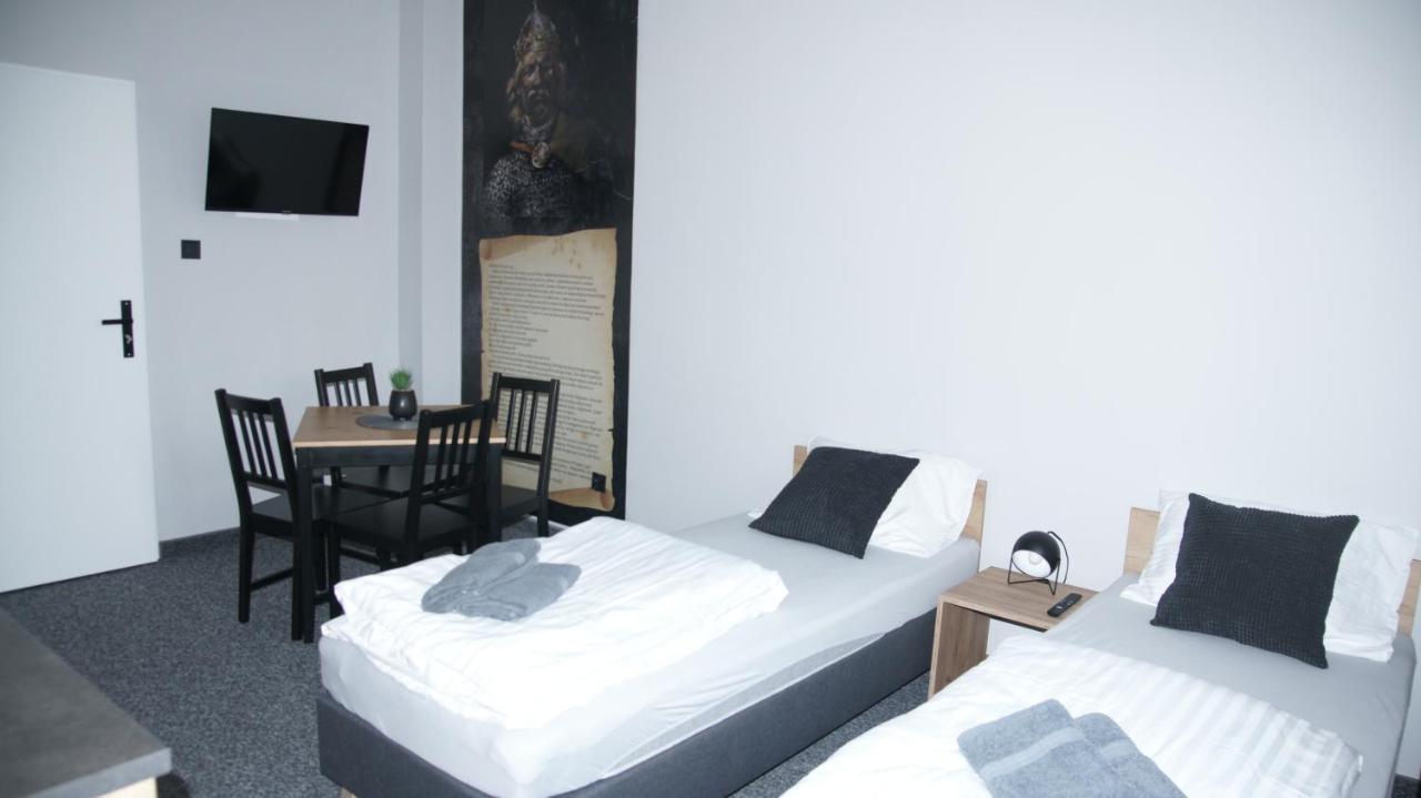 Apartamenty Rycerskie Inowlodz ภายนอก รูปภาพ